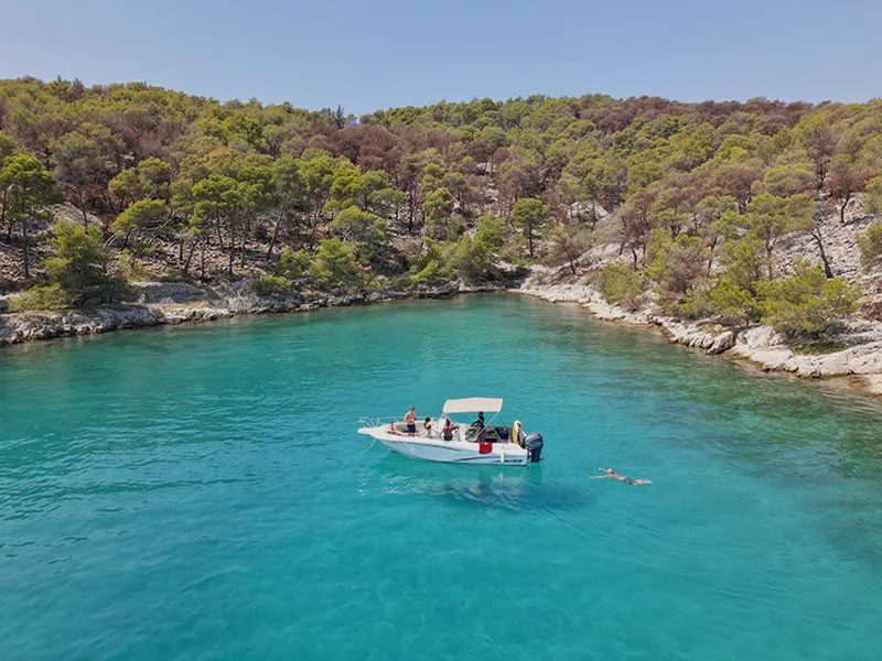 Barco disponible para alquiler en Gran Canaria, Canarias